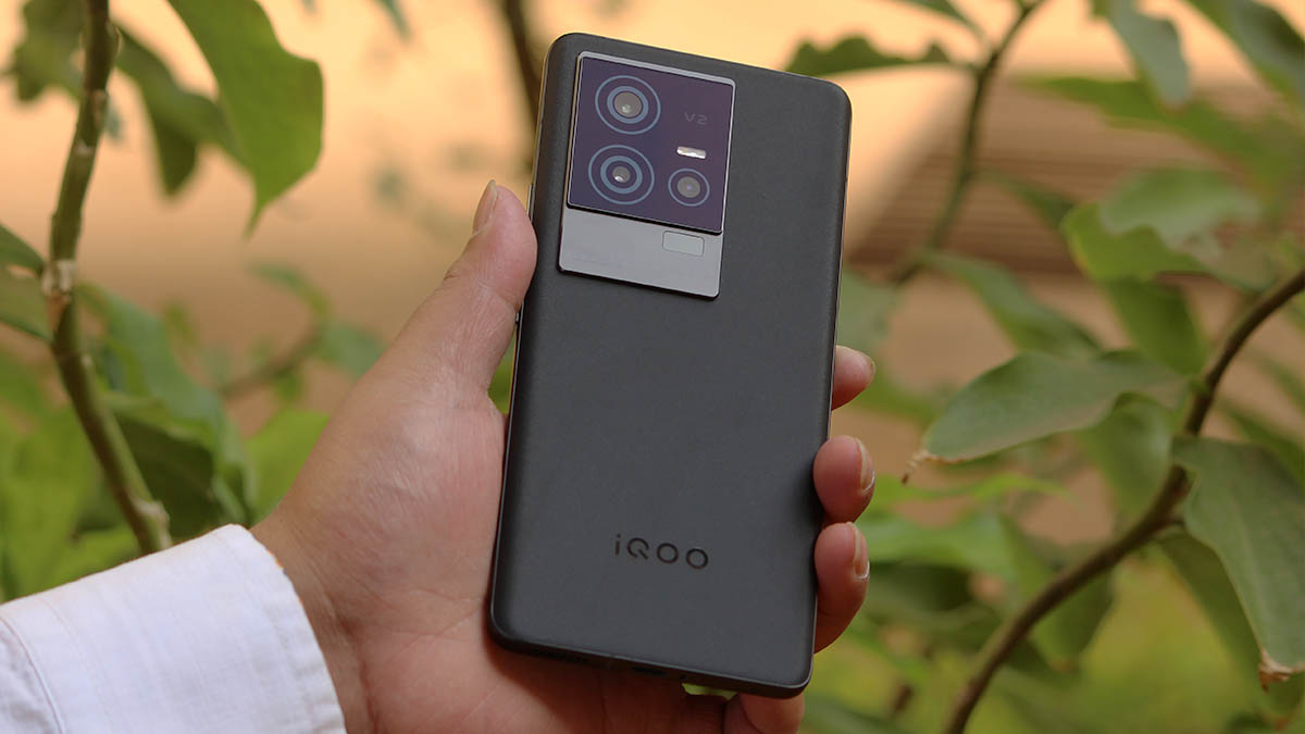 iQOO 11 5G Review: An efficient performer kickstarting the year