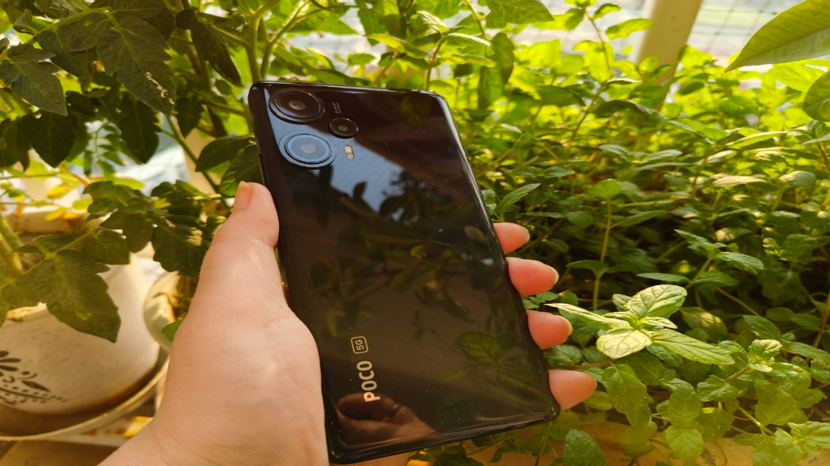 Poco F5 Display